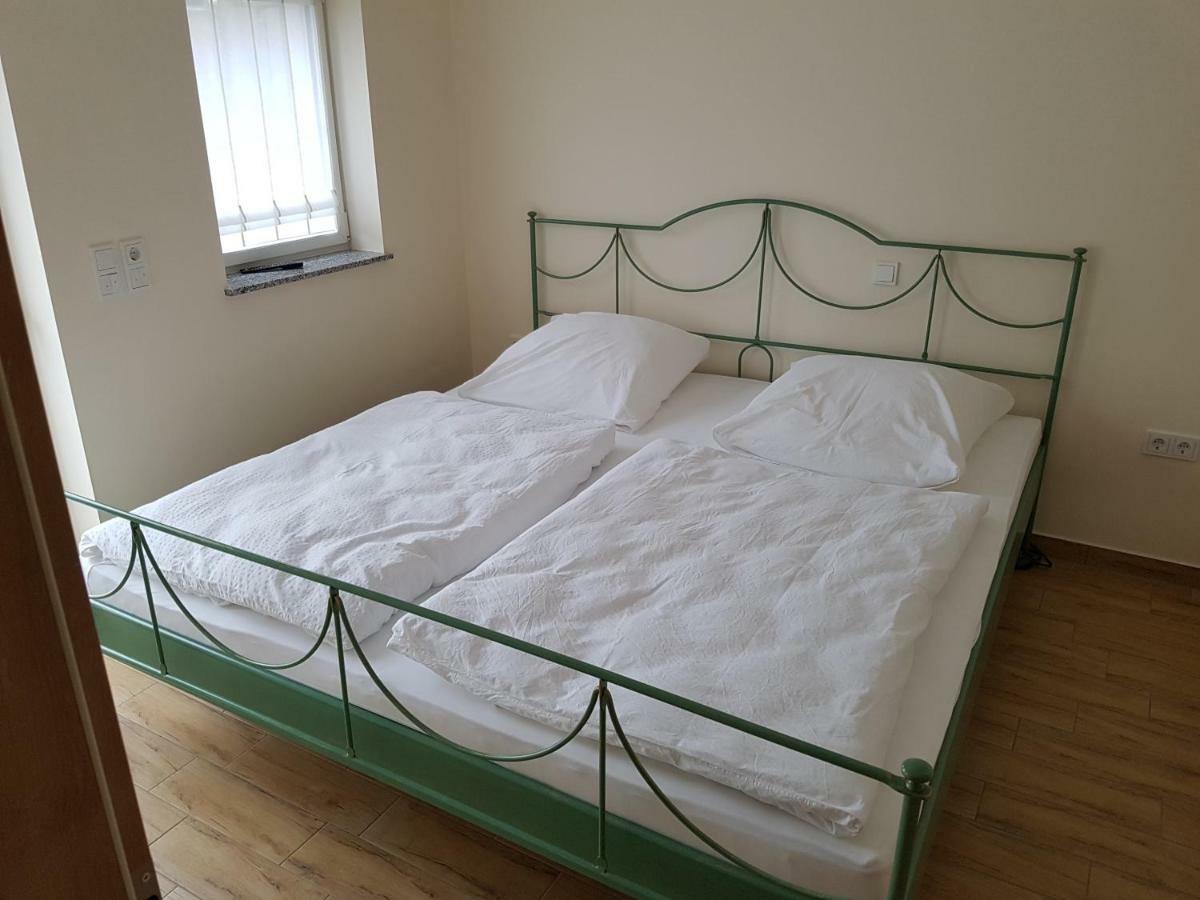 Ferienwohnung Am Muehlstein Lubben Ngoại thất bức ảnh